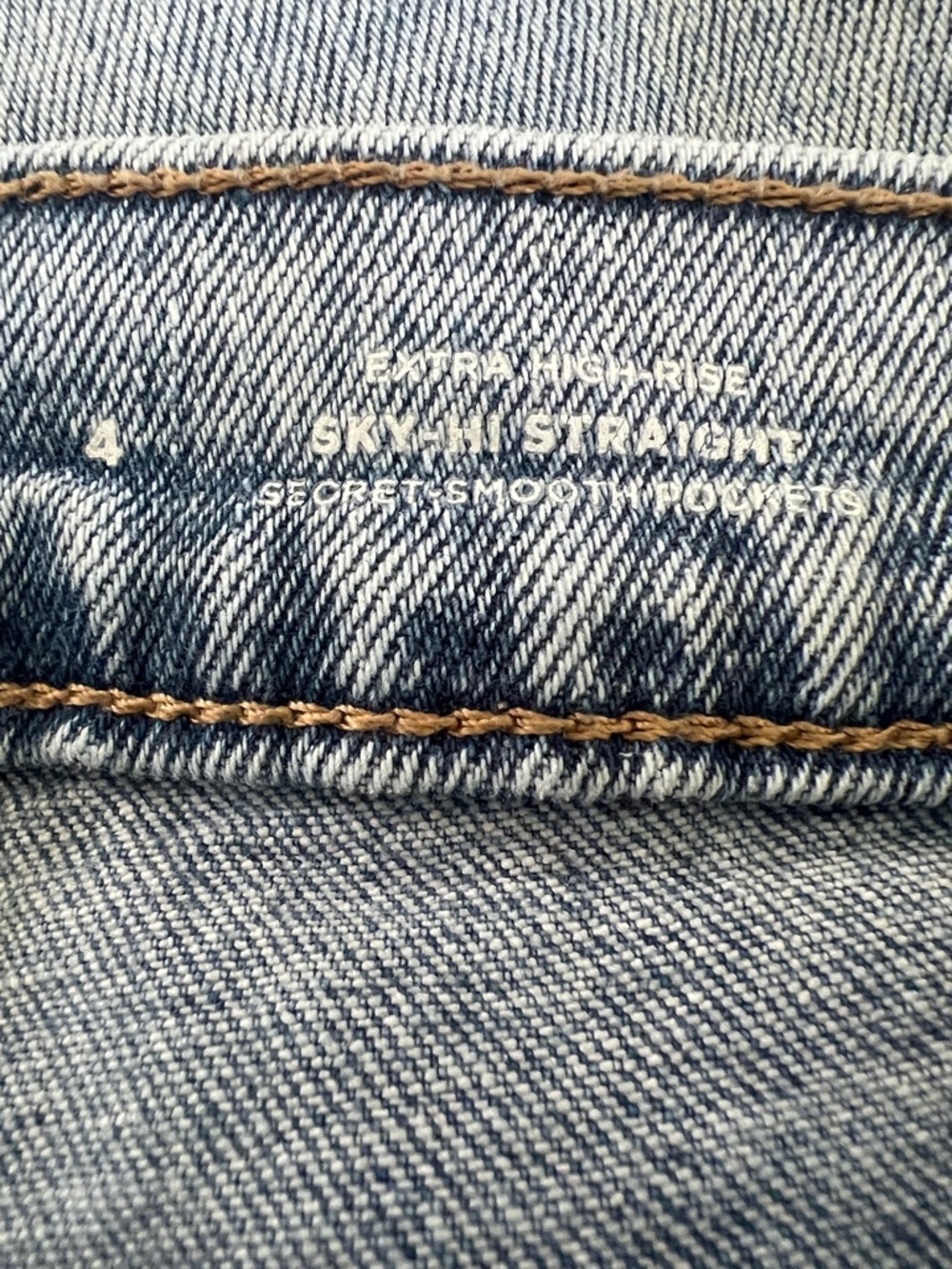 OLD NAVY Light Blue Straight-Leg High-Rise RAW HEM JEANS 👖 - Picture 4 of 7